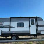 CL 10 Travel Trailer 2022 Dutchmen Coleman Lantern LT 18BH