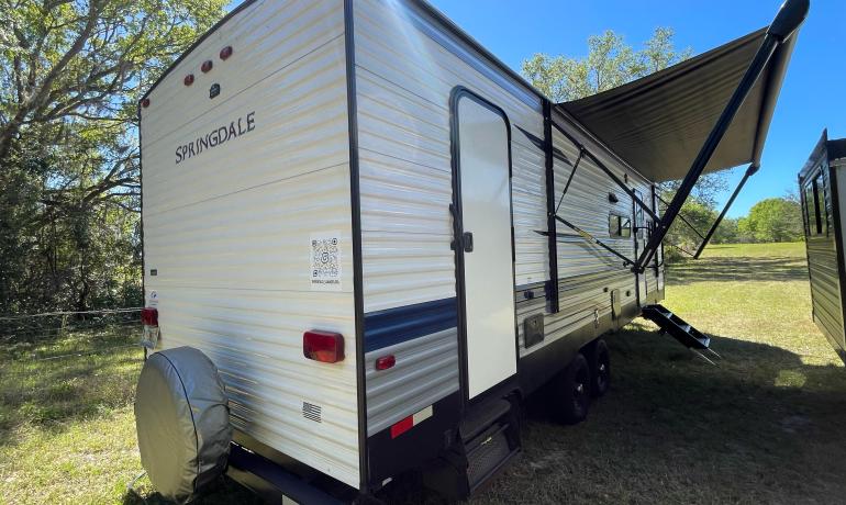 CL05- Travel trailer 2021 Keystone Springdale East 282BH