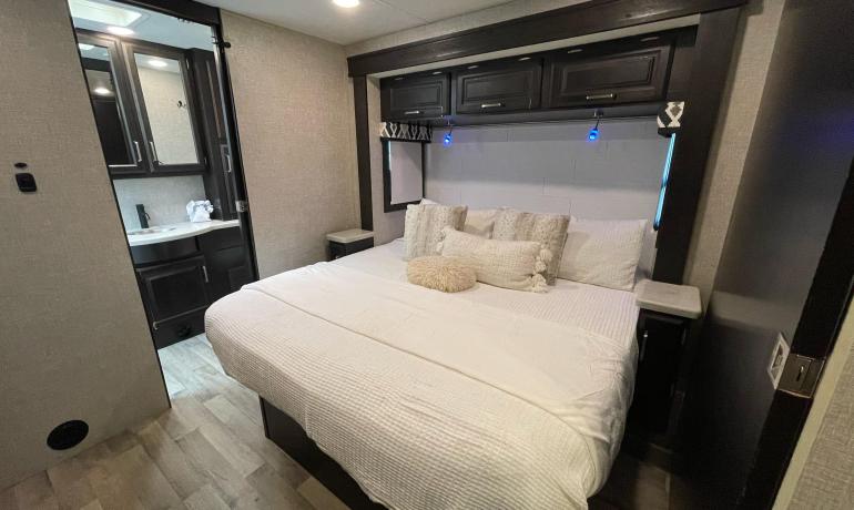CL40 MotorHome CLASS A 2021 Entrega Coach Vision XL Class A
